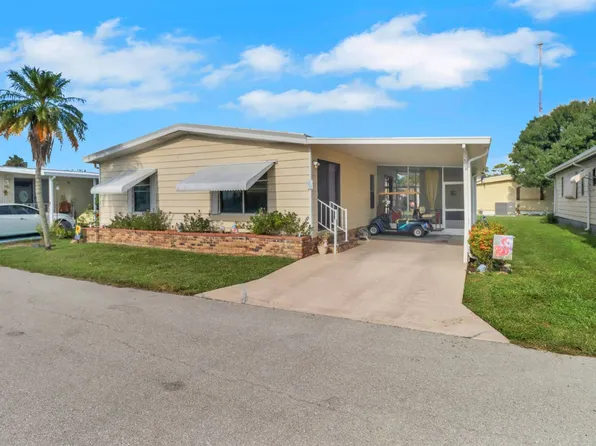 116 Doubloon Dr, North Fort Myers, FL 33917