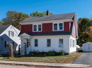 13 Prospect St, Springvale, ME 04083