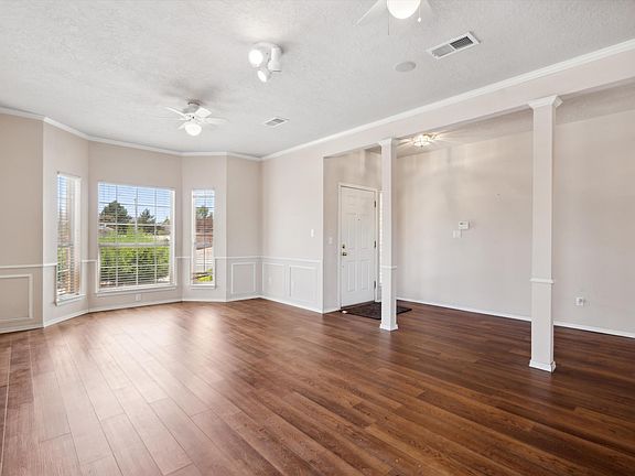 5th image of 10216 Prescott Ct NW