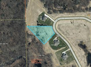 W333S9915 Genevieve Dr, Town of mukwonago, WI 53149