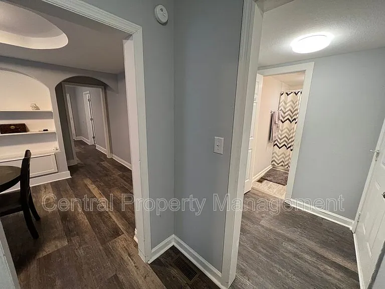 221 Church St — Photo 12