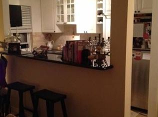 581 Castleton Ave APT 1E, Staten Island, NY 10301