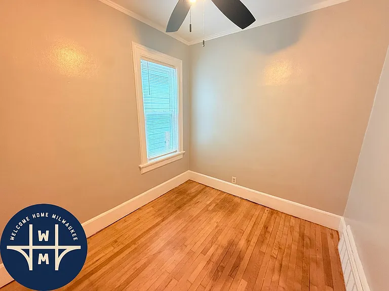 2445 S Austin St #LOWER — Photo 12