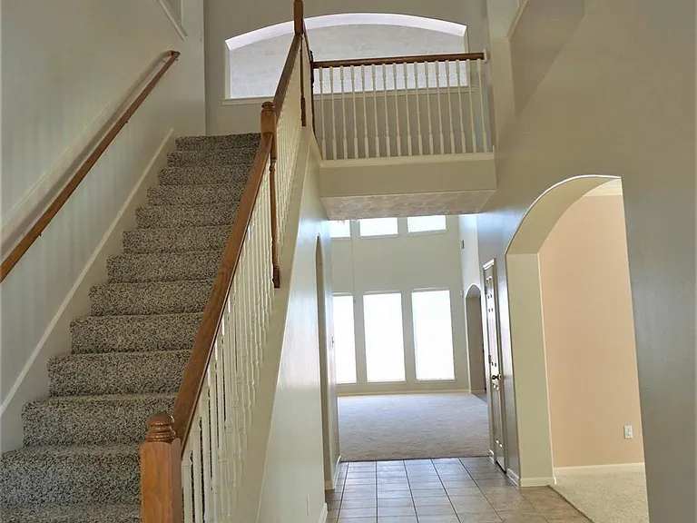 8123 Buffalo Springs Ct — Photo 9