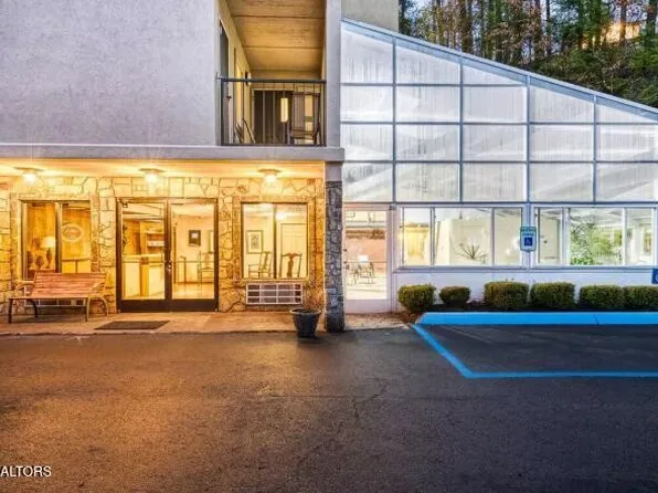 413 Baskins Creek Rd #307, Gatlinburg, TN 37738