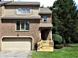 6298 Aspen Ridge Blvd #1, West Bloomfield, MI 48322