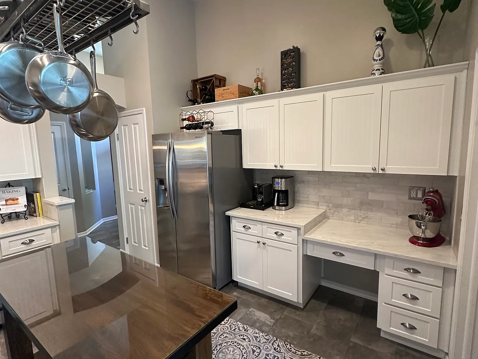 3 bed, 1820 sqft, $3,800 — Photo 2