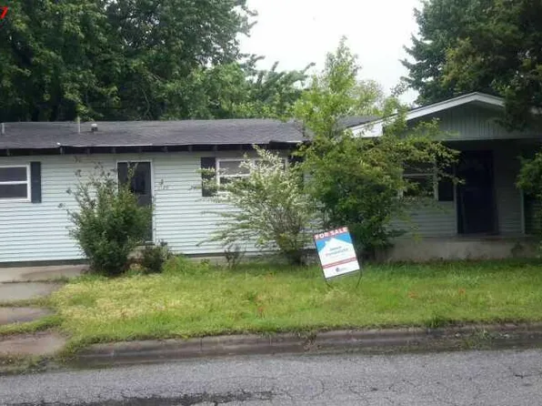 1120 Nw #H, Miami, OK 74354