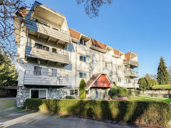 2340 Oak Bay Ave #302, Oak Bay, BC V8R 1G9