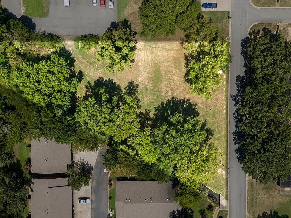 1st image of 585 5th Ave