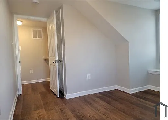 1737 Eastern Blvd — Photo 6