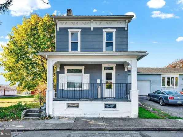 704 Franklin St, Shoemakersville, PA 19555