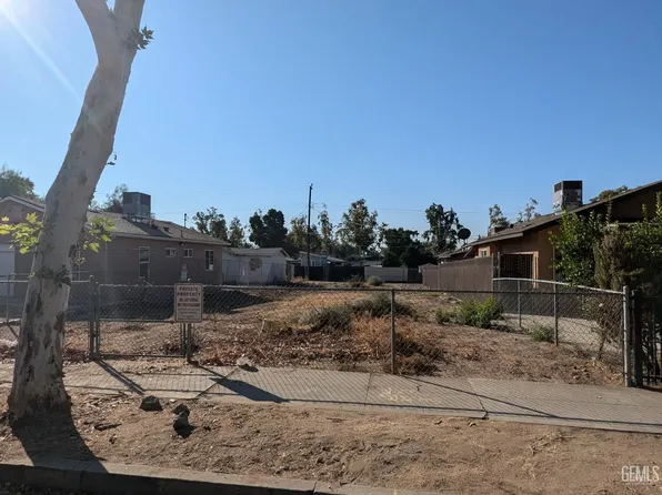 3444 E Grant Ave, Fresno, CA 93702