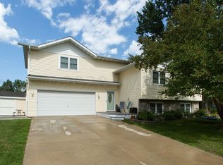 1723 31st St S, Moorhead, MN 56560