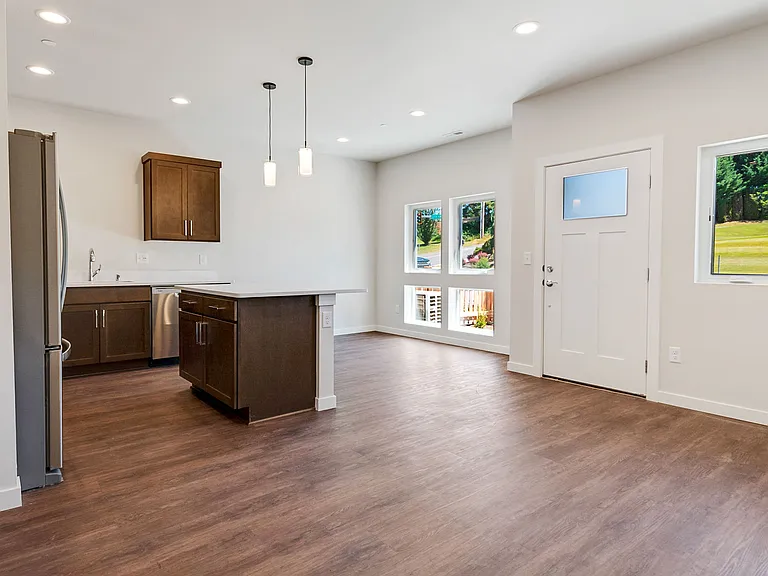 Cedar Homes 29 - Brand New Townhomes — Photo 18