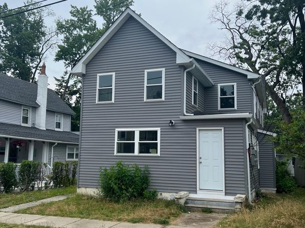 349 Boulevard Ave