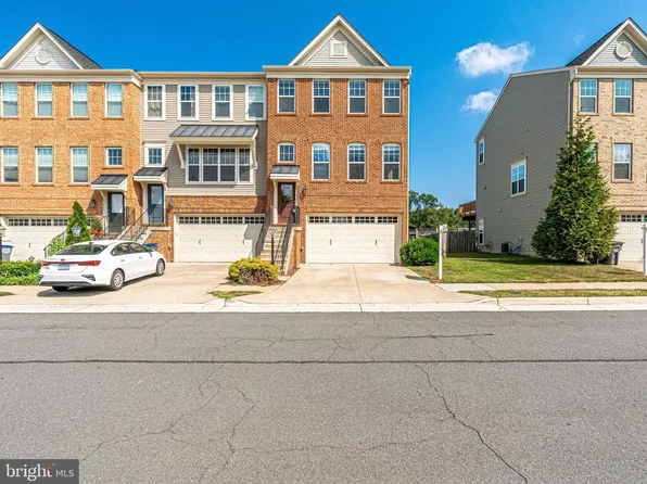 43472 Hopestone Ter, Chantilly, VA 20152