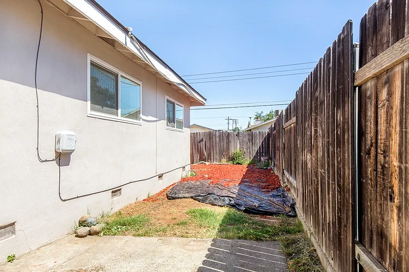 Thumbnail 15