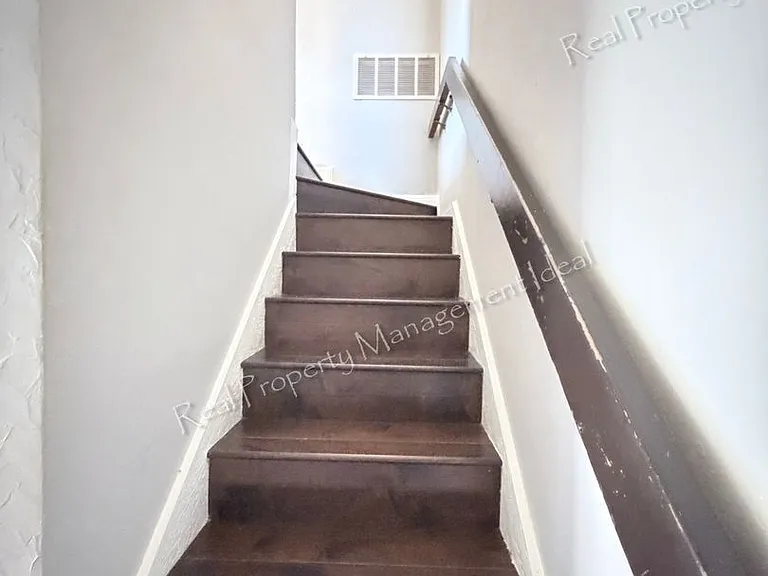 835 Dublin Dr #835C — Photo 14