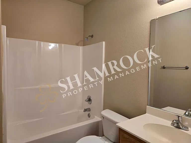 2117D Columbus Ave — Photo 13