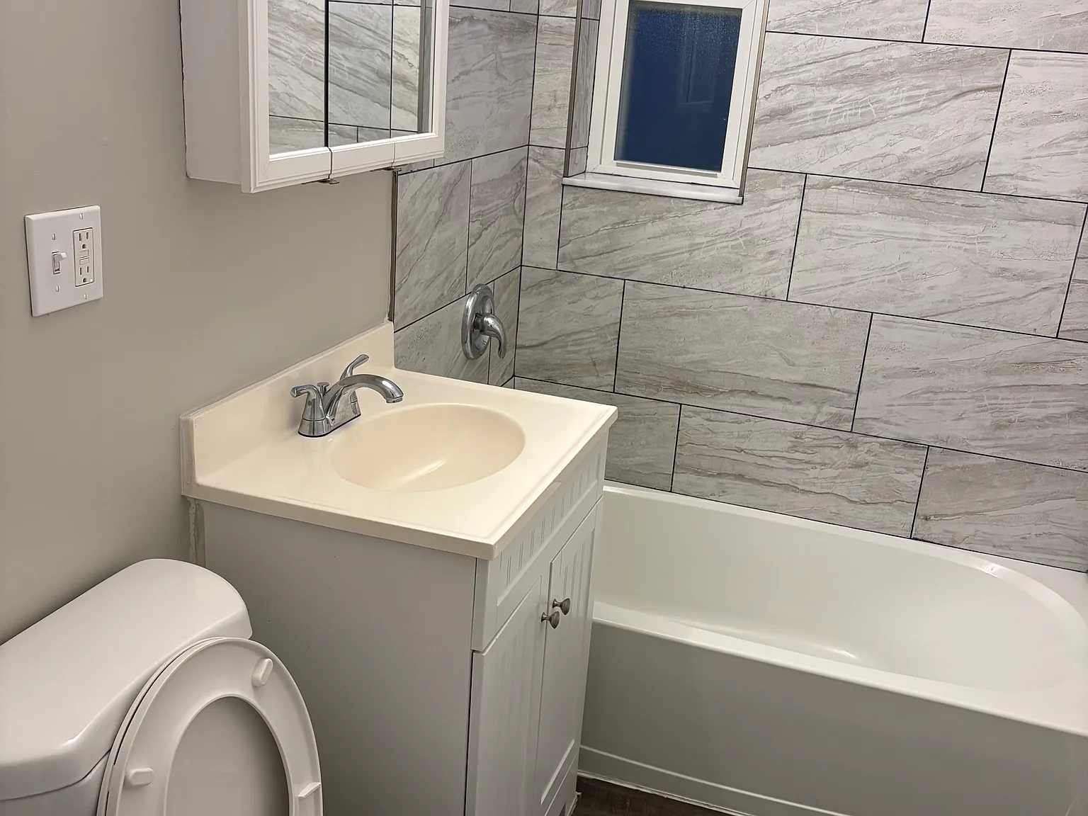 1 bed, 600 sqft, $745 — Photo 2