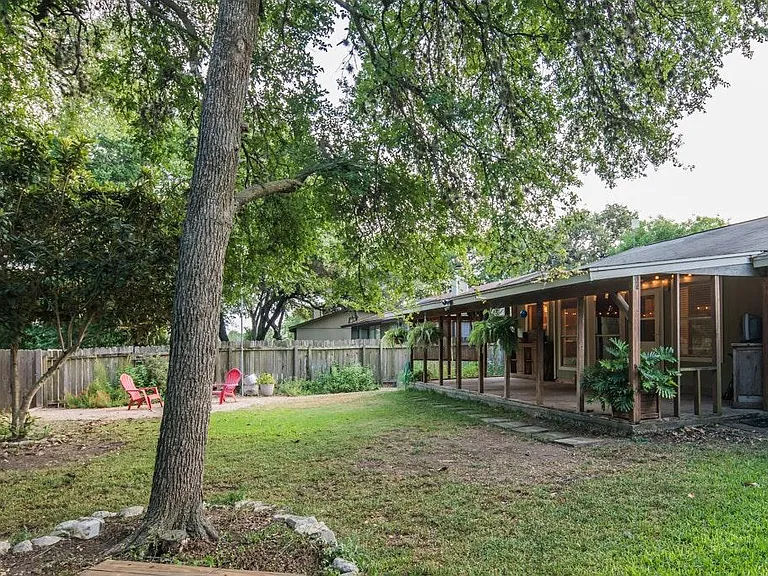 2011 Lisa Ln — Photo 19