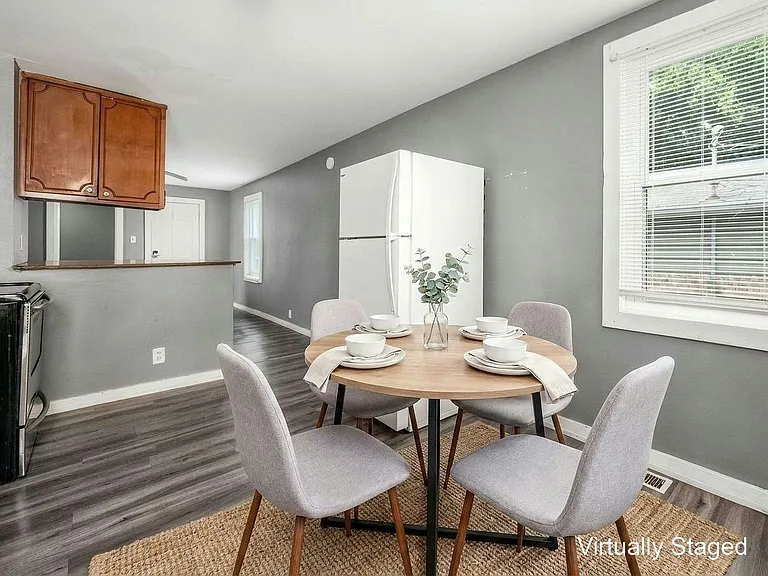 54-56 Benfield Ave — Photo 2