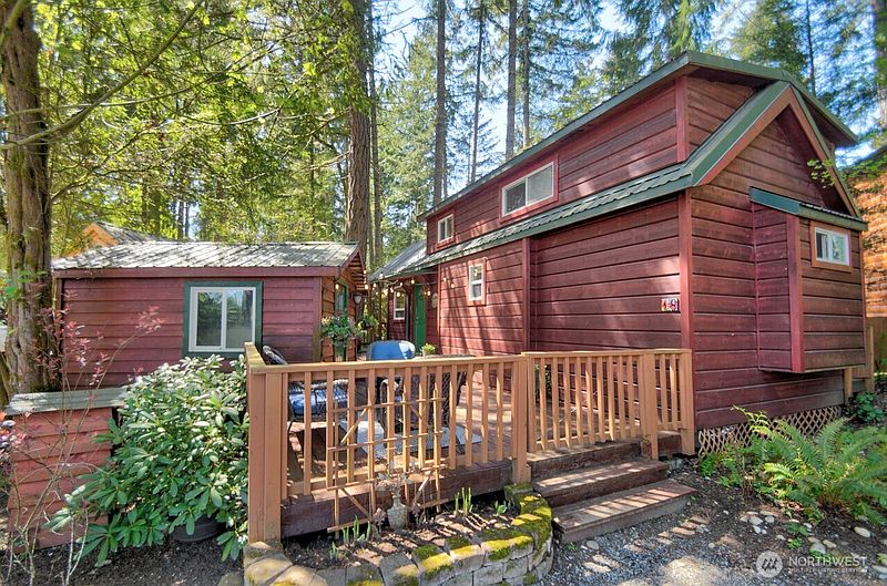 5th image of 1546 Reservation Road SE #264