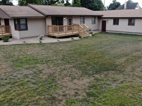 806 2nd Ave NE, Clarion, IA 50525