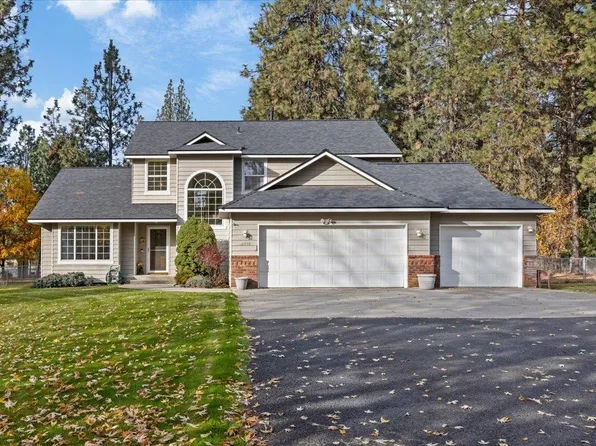 16898 N Hummingbird Ln, Nine Mile Falls, WA 99026