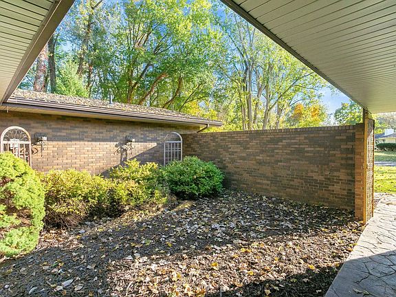 4th image of 17555 Juday Lake Dr N