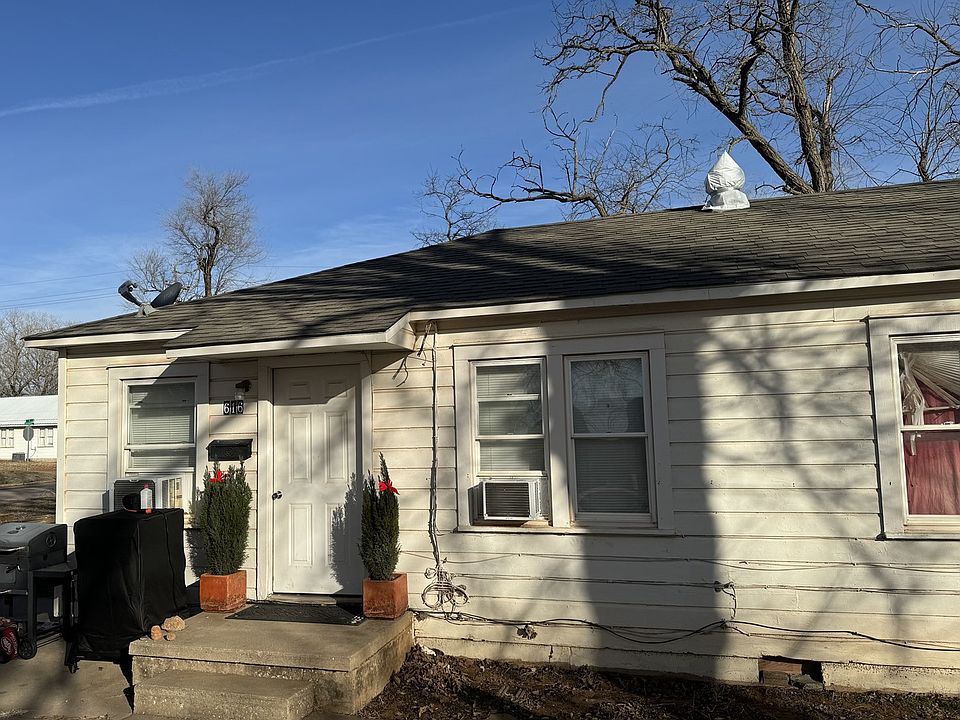 1st image of 616 N Jefferson Ave