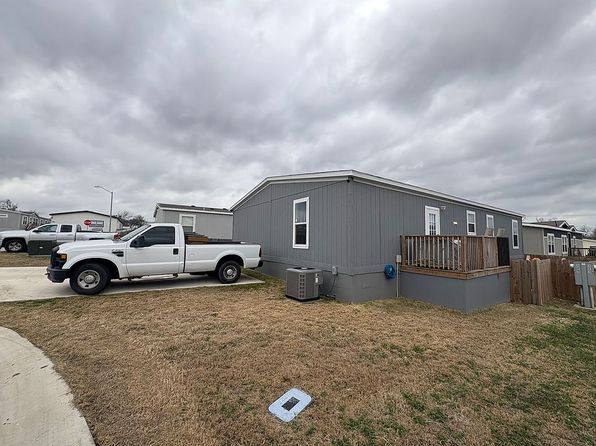 109 Biolxi Ct, Jarrell, TX 76537