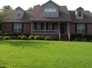 104 Jamestown Dr, Tullahoma, TN 37388