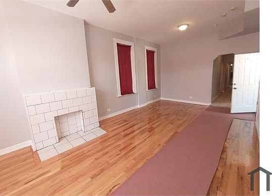 1st image of 5532 S Wabash Ave
