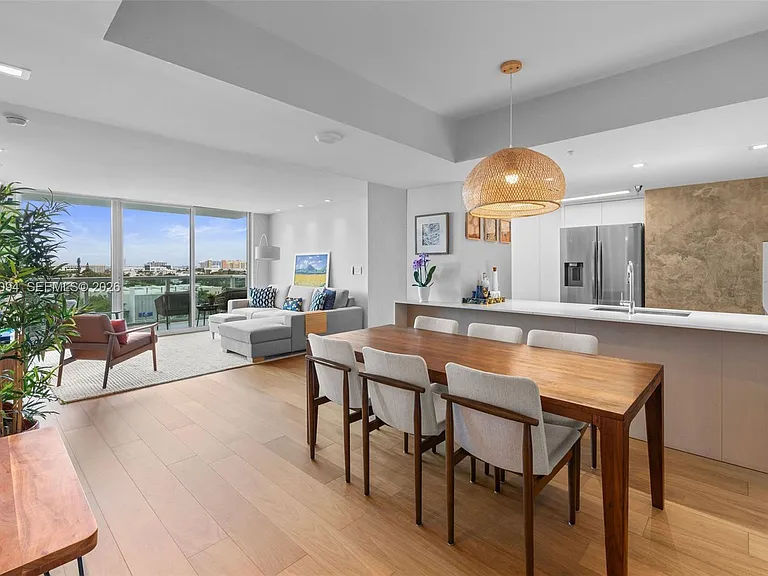 650 West Ave #908 — Photo 7