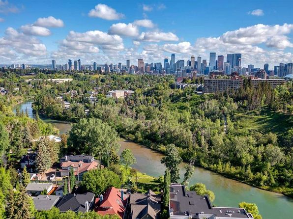 301 E Elbow Park Ln SW, Calgary, AB T2S 0T8