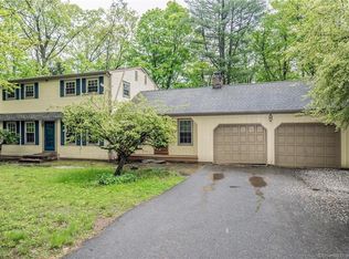 85 Canton Rd, Simsbury, CT 06092