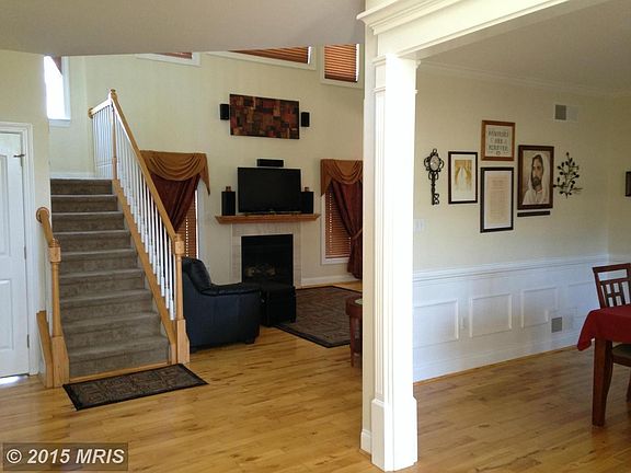 Hardwood foyer