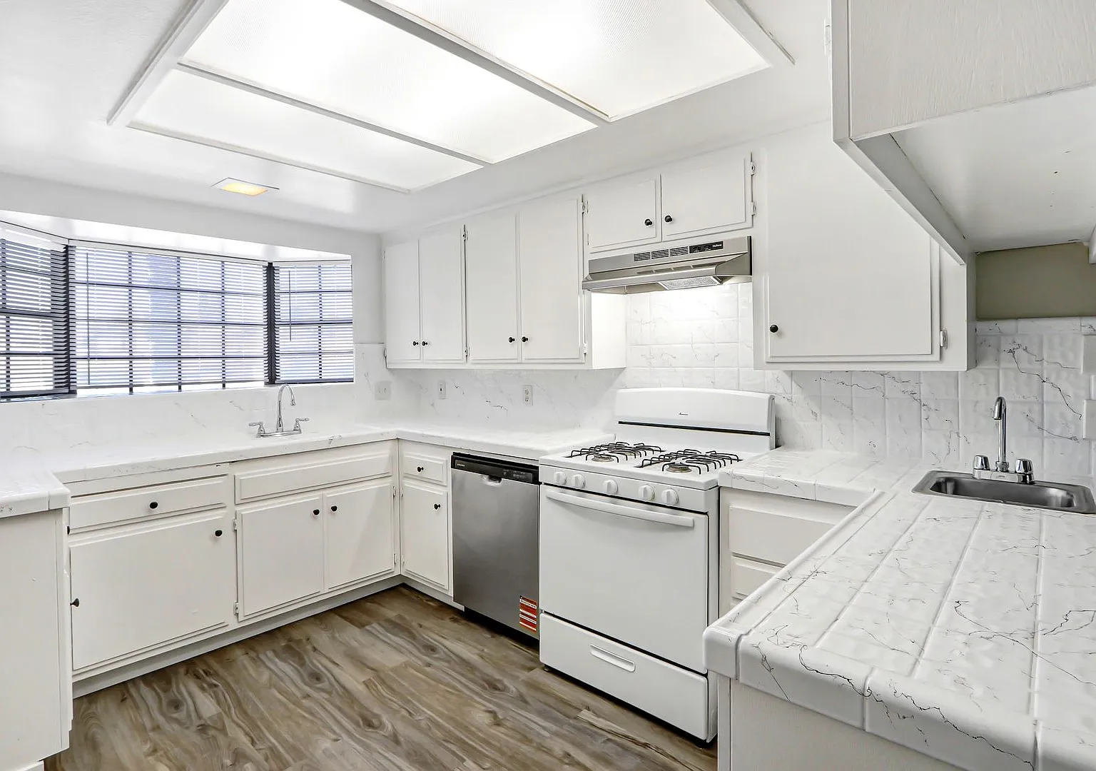 Palm Riverside — Photo 2