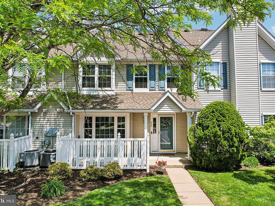 1st image of 803 Wharton Rd