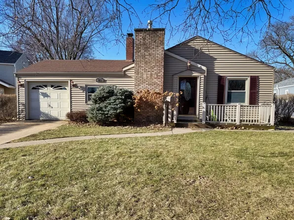 2406 Brittany Ln, Rock Island, IL 61201