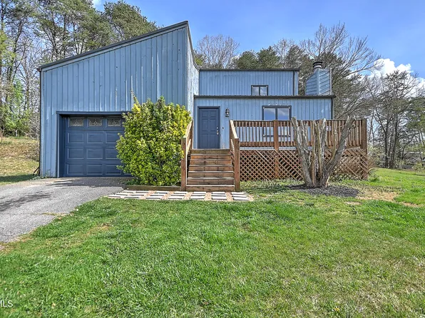 211 Sunny Hill Ct, Fall Branch, TN 37656