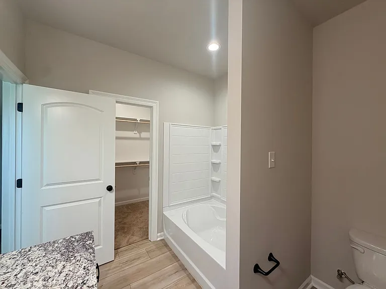 187 Berkshire Pl — Photo 12