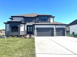 3211 SW Enoch St, Lees Summit, MO 64082