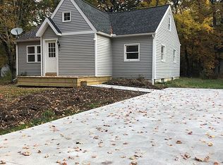 3117 Spruce Dr, Erie, PA 16506