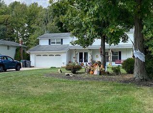 37445 Hunters Ridge Rd, Solon, OH 44139