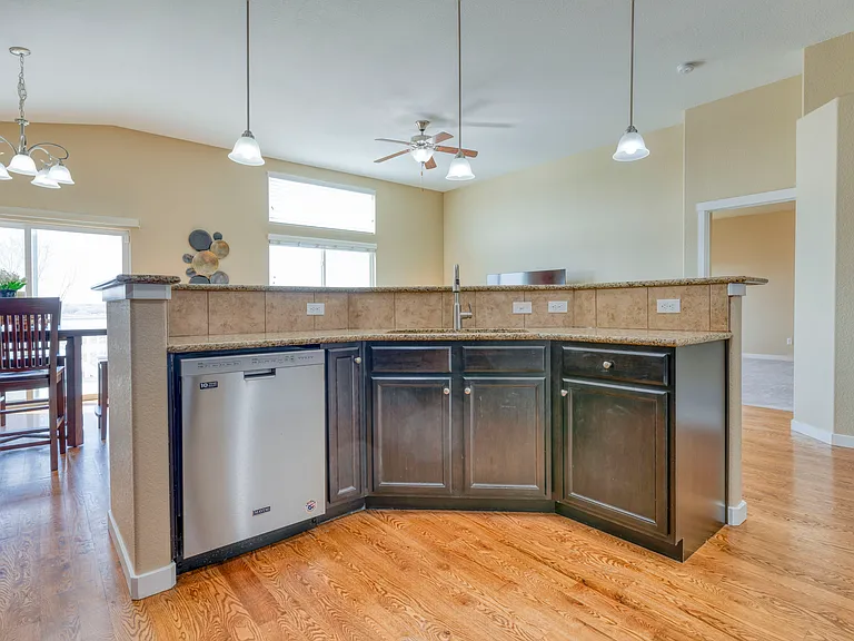 7726 Dutch Loop — Photo 7
