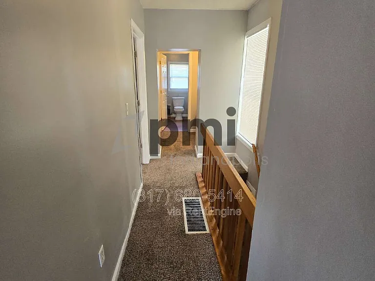 153 S Cypress Ave — Photo 20