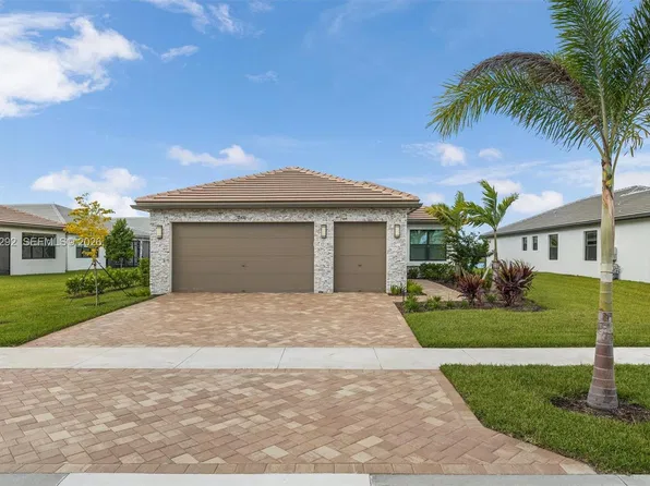 12470 SW Water Dance Way, Port Saint Lucie, FL 34987
